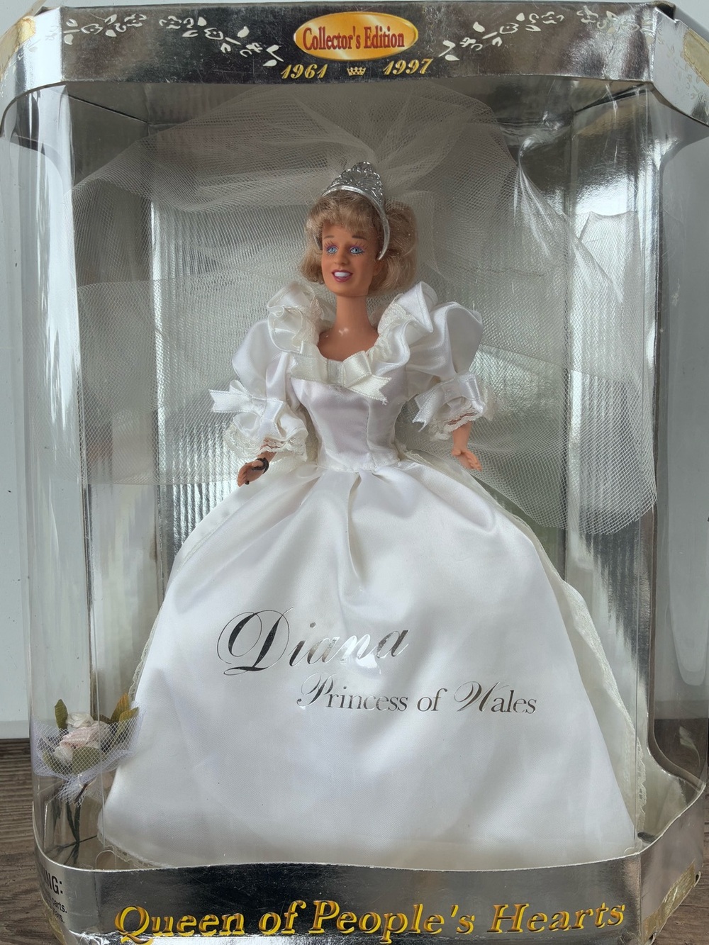 1997 Collector's Edition White Princess Doll Wedding Diana Doll